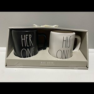 Rae Dunn Mug Set